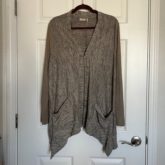 LOGO by Lori Goldstein Heathered Sharkbite Hem Cardigan - Picture 1 of 7
